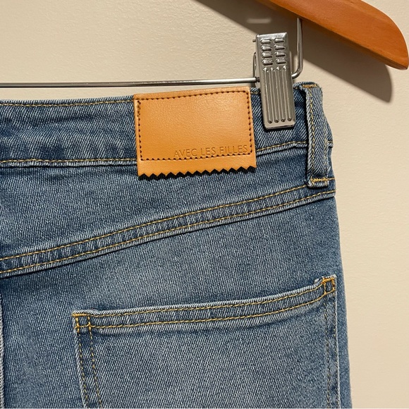NWOT Avec Les Filles Cropped Fray Jeans in Blue - Picture 8 of 10